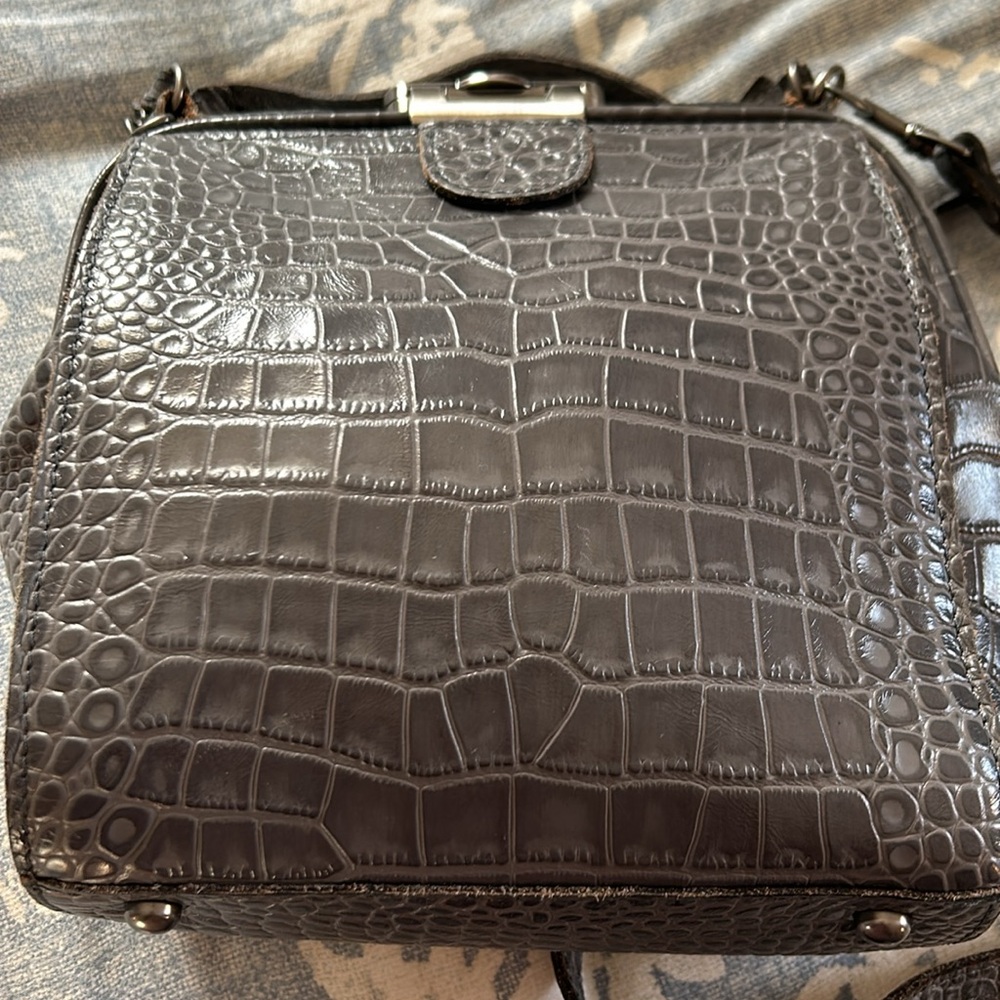 Patricia Nash gray handbag - Picture 8 of 8